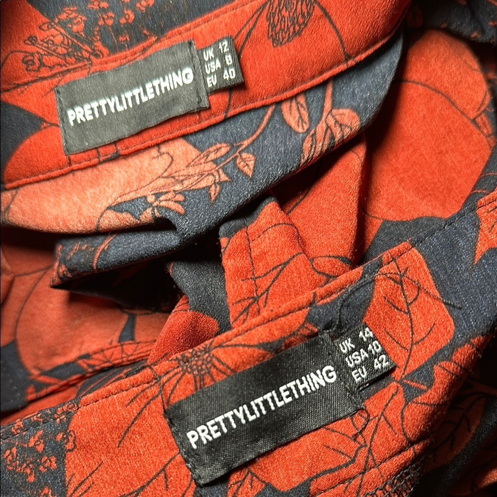 PrettyLittleThing Red and Navy Floral Set - Picture 7 of 7